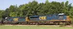 CSX 5212 & 8551 lead train Q492 northbound